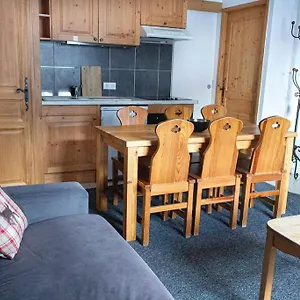Rez De Chalet, Sauna Exterieur, Wifi, 4-6 Pers, 50m2 Appartement